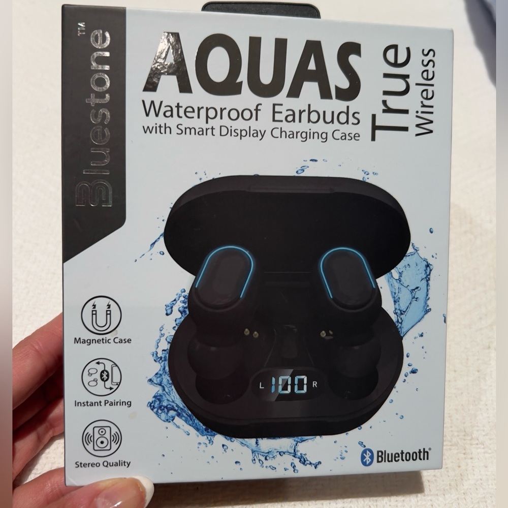 Waterproof headphones